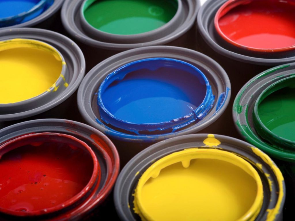 paint tins