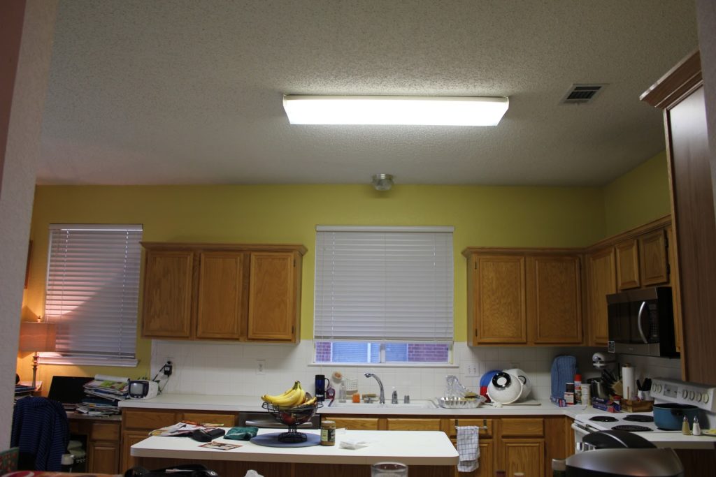 fluorescent light bulb wattage kitchen