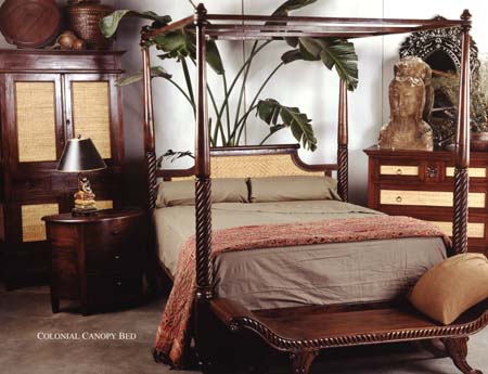 Traditional Canopy Bed with carved posts 
