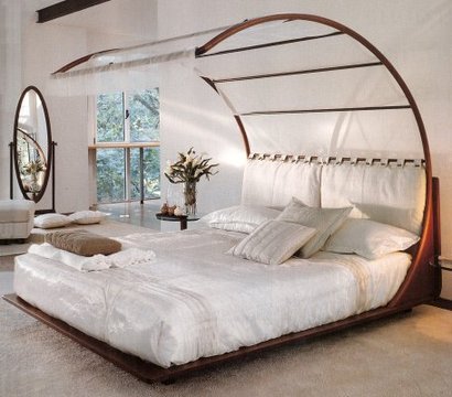 A contemporary take on a canopy (4-poster) bed