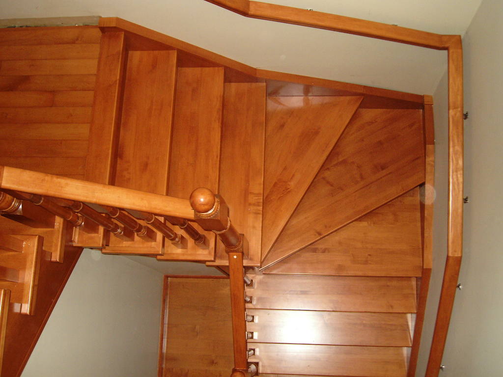 winders on staircase landings 