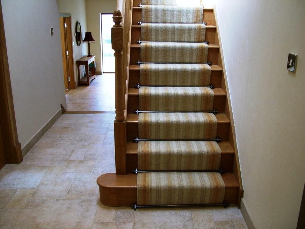 runner-stairs